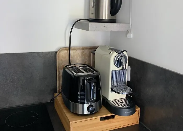 T2 - Rez-de-jardin, Proche Et Commerces 公寓 *