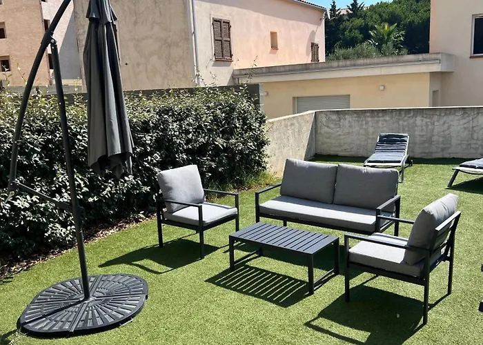 T2 - Rez-de-jardin, Proche Et Commerces 公寓